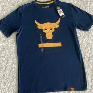 Under Armour Project Rock Loose fit t-shirt  Small Navy with Yellow Bull Logo